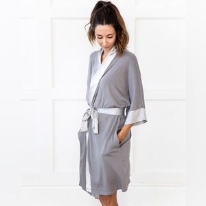 PJ Harlow • Shala satin trimmed robe